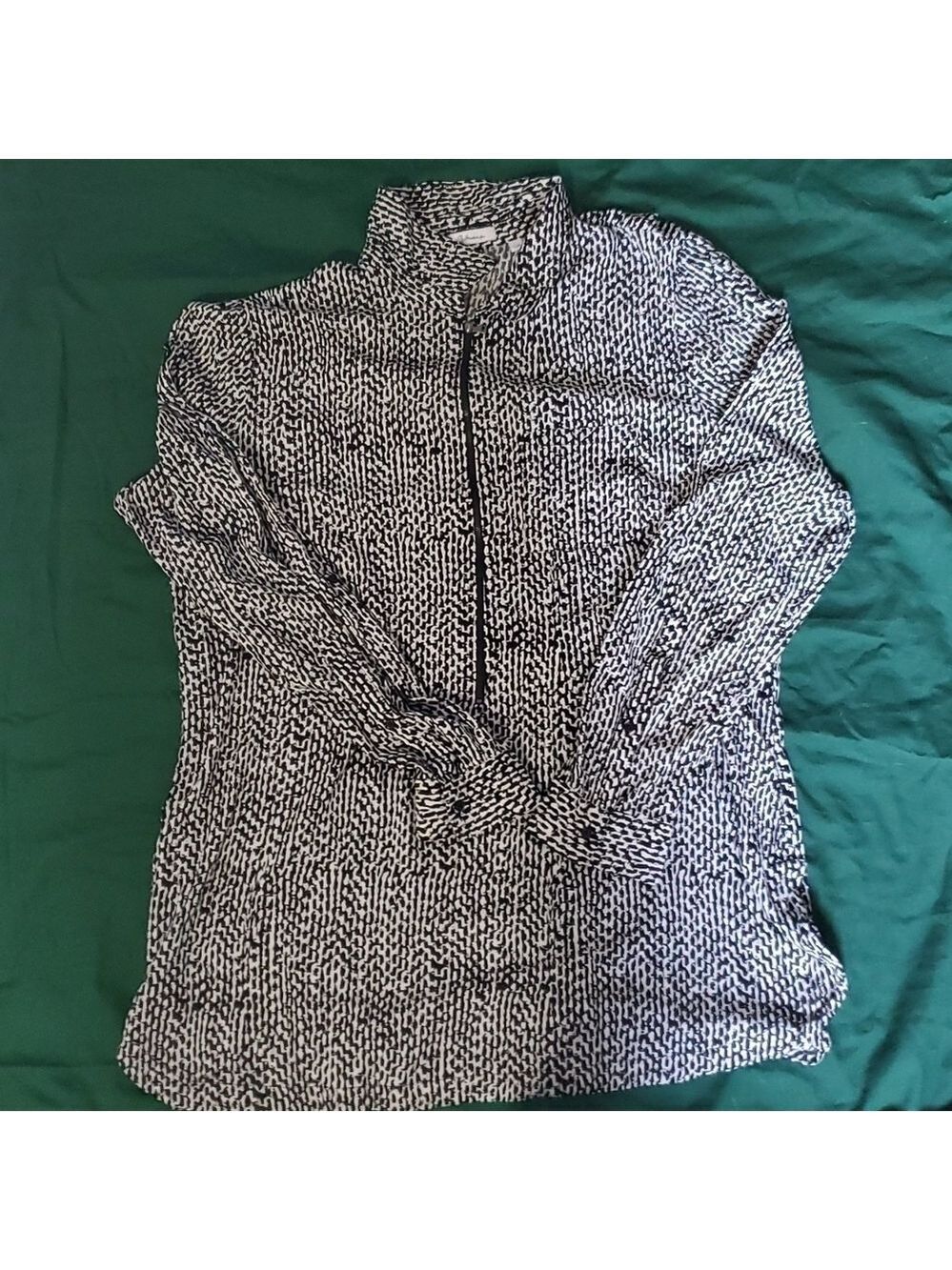 Reitmans Ladies Patterned top size large